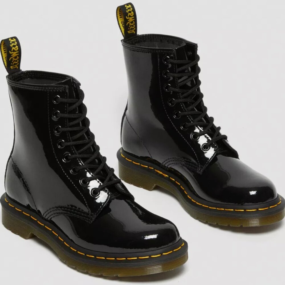 Dr. Martens 1460 W Black Patent Lamper Leather UK 6 (US Women's 8) M